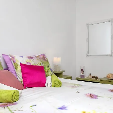 Manuela Apartmán *