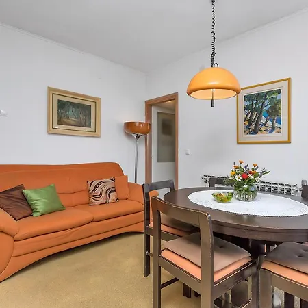 Manuela Apartment *